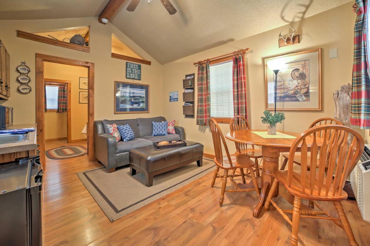 Branson Cabin With Deck Near Table Rock Lake! エクステリア 写真